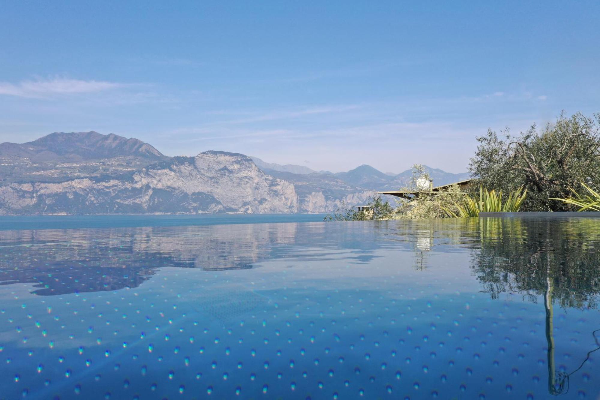 Sunset Residence Brenzone sul Garda Exterior photo