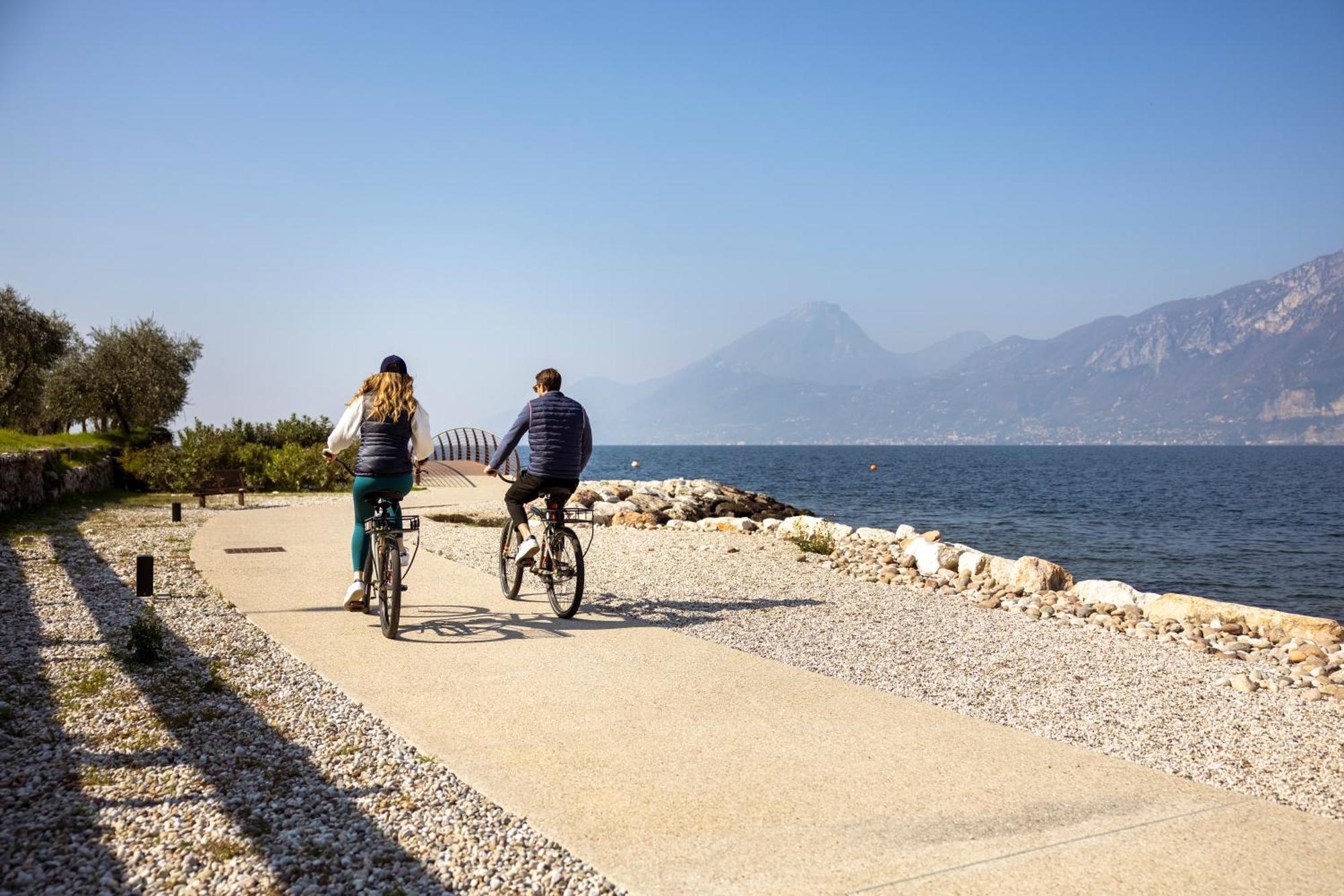 Sunset Residence Brenzone sul Garda Exterior photo